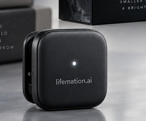 Close view of the Lifemation.ai wearable device